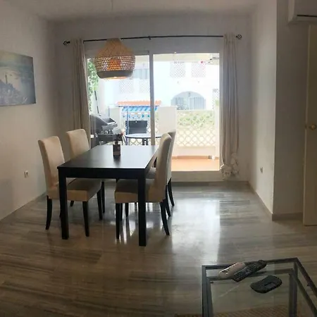Radely Apartment * Τορρεμολίνος